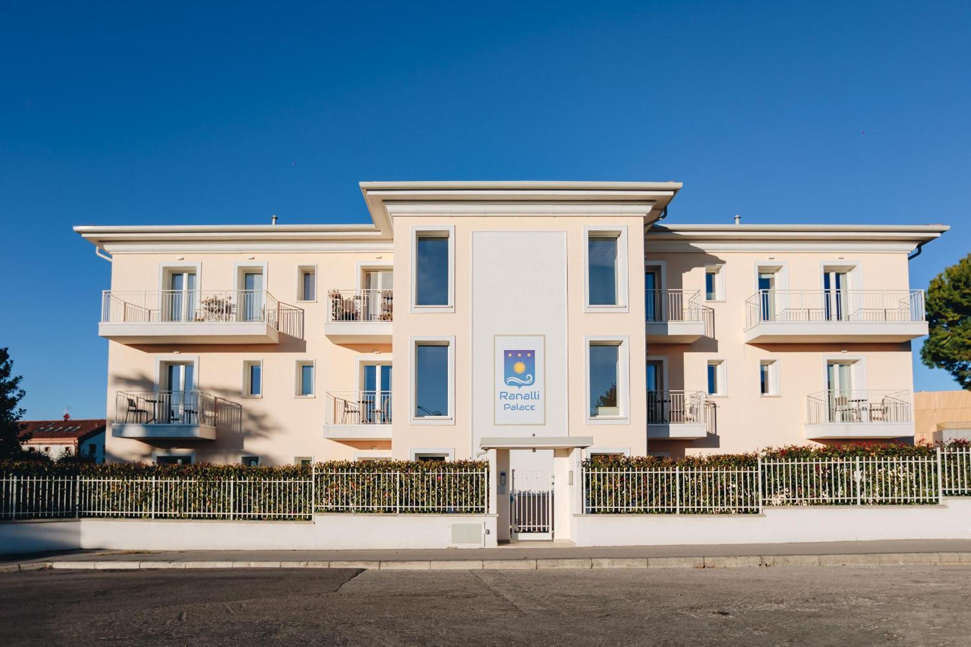 Ranalli Palace Peschiera del Garda