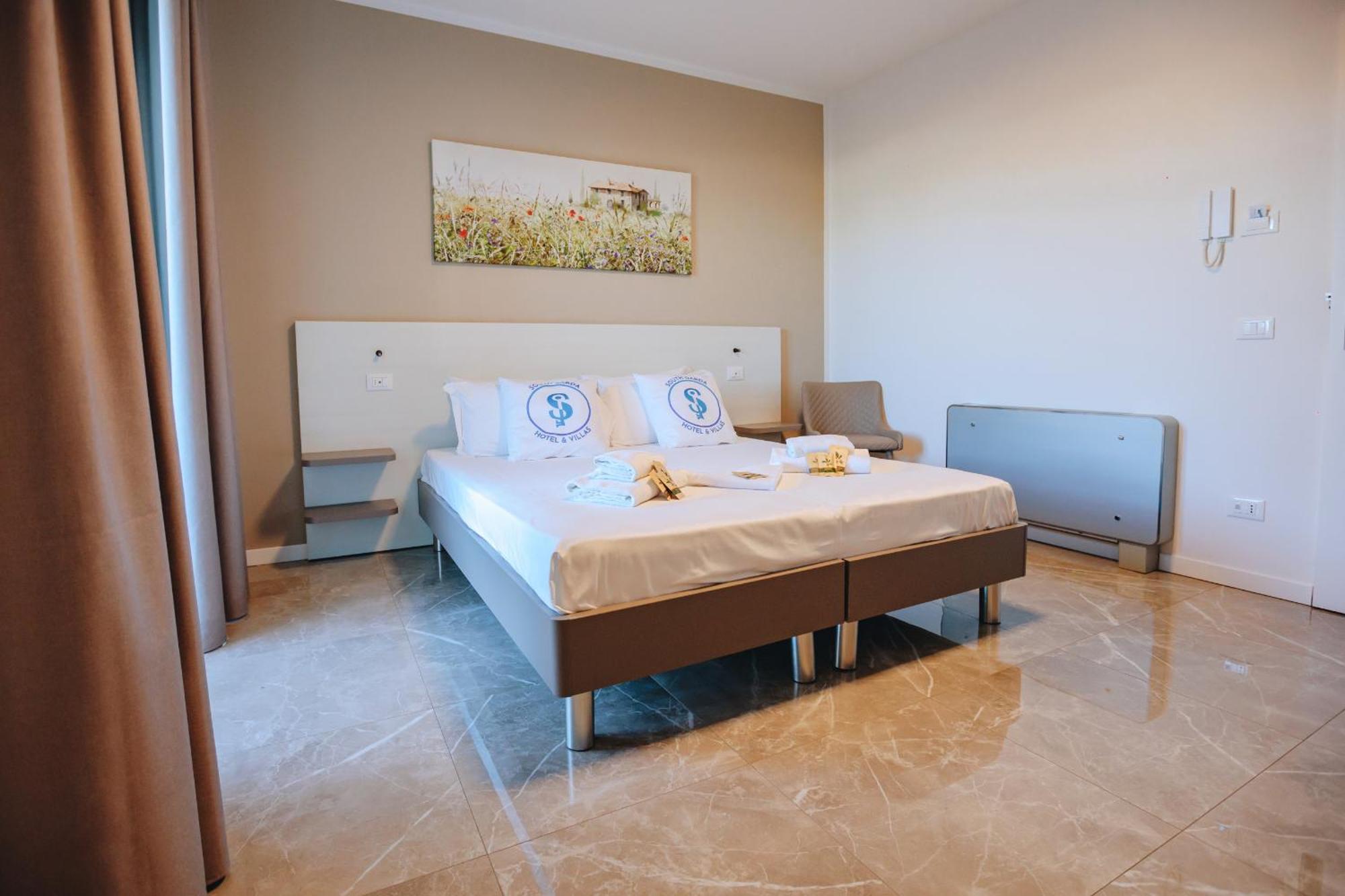 Ranalli Palace * Peschiera del Garda